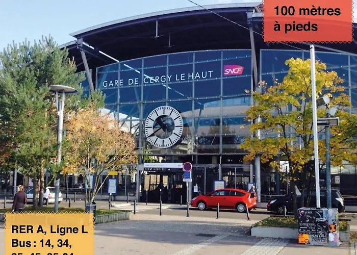 Studio 30M2 - Au Pied De La Gare - Parking